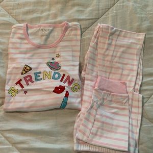 Girls brand new pajamas